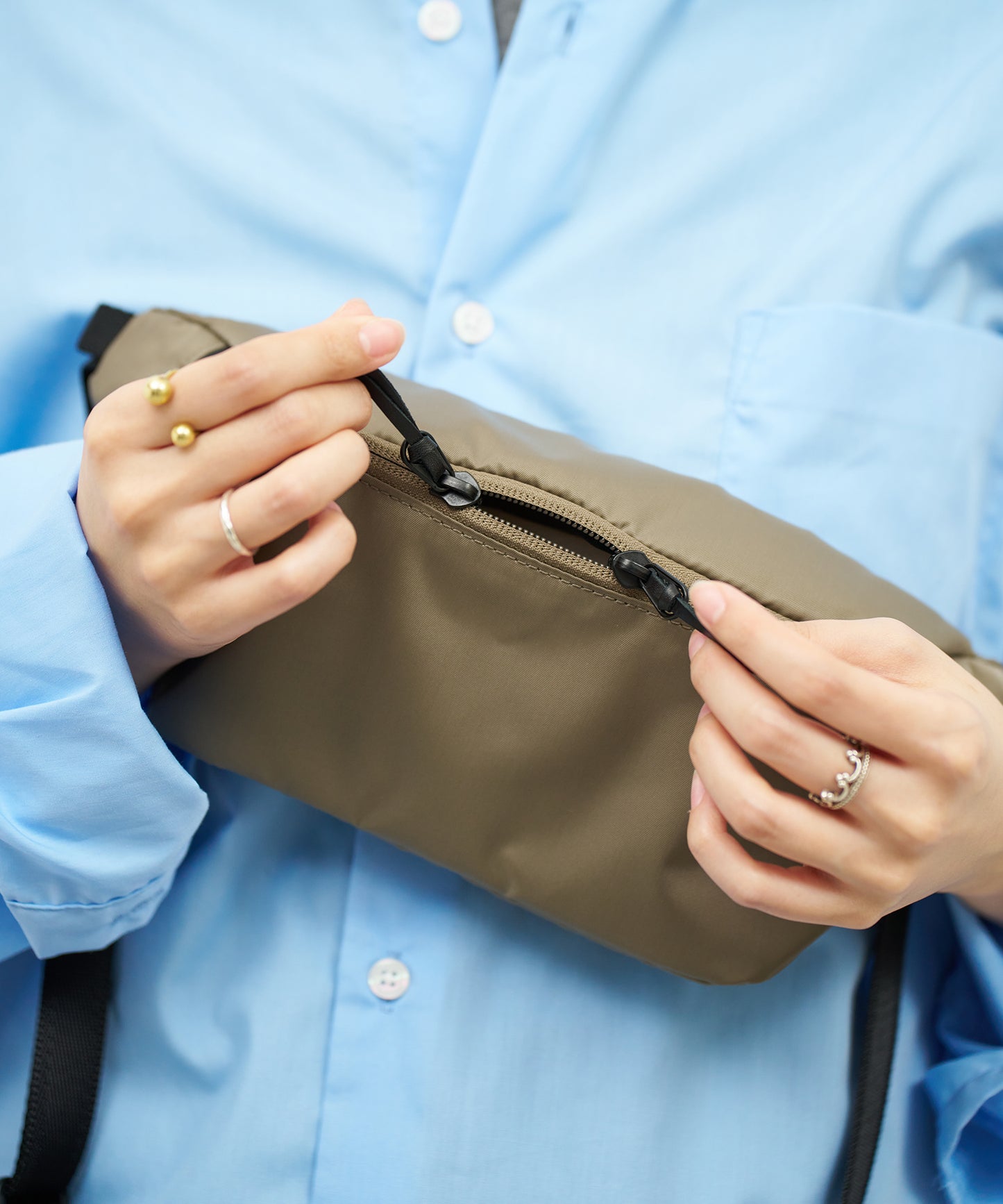 Lithe Sling - Khaki gray / Basic Nylon