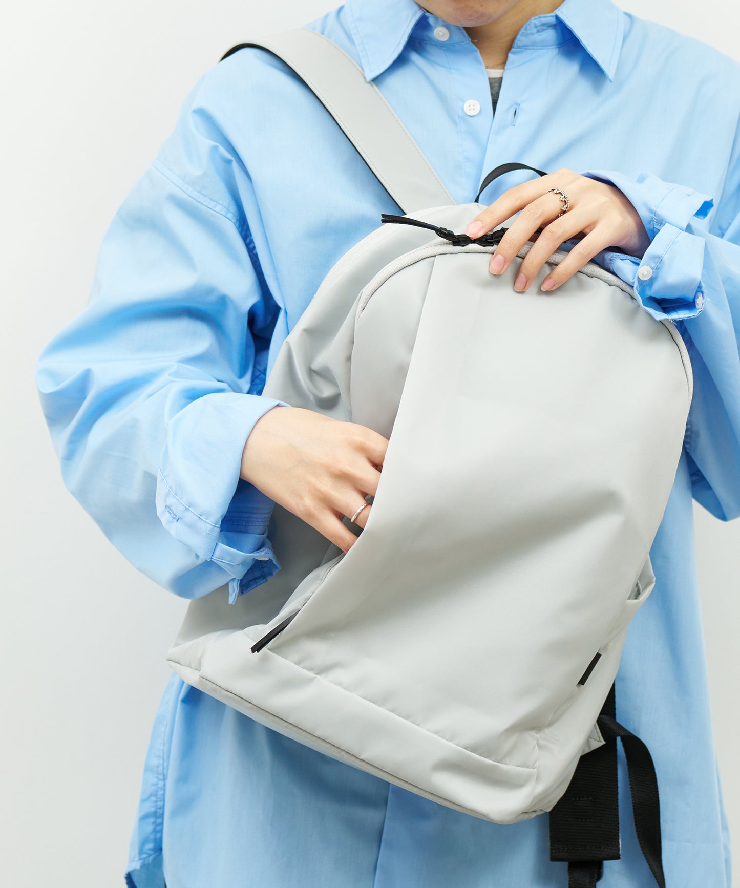 Lithe Pack 16L - Silver gray / Basic Nylon