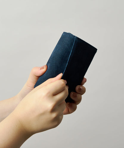 #33/ 邮差钱包 S / 猪皮“SMOKE”