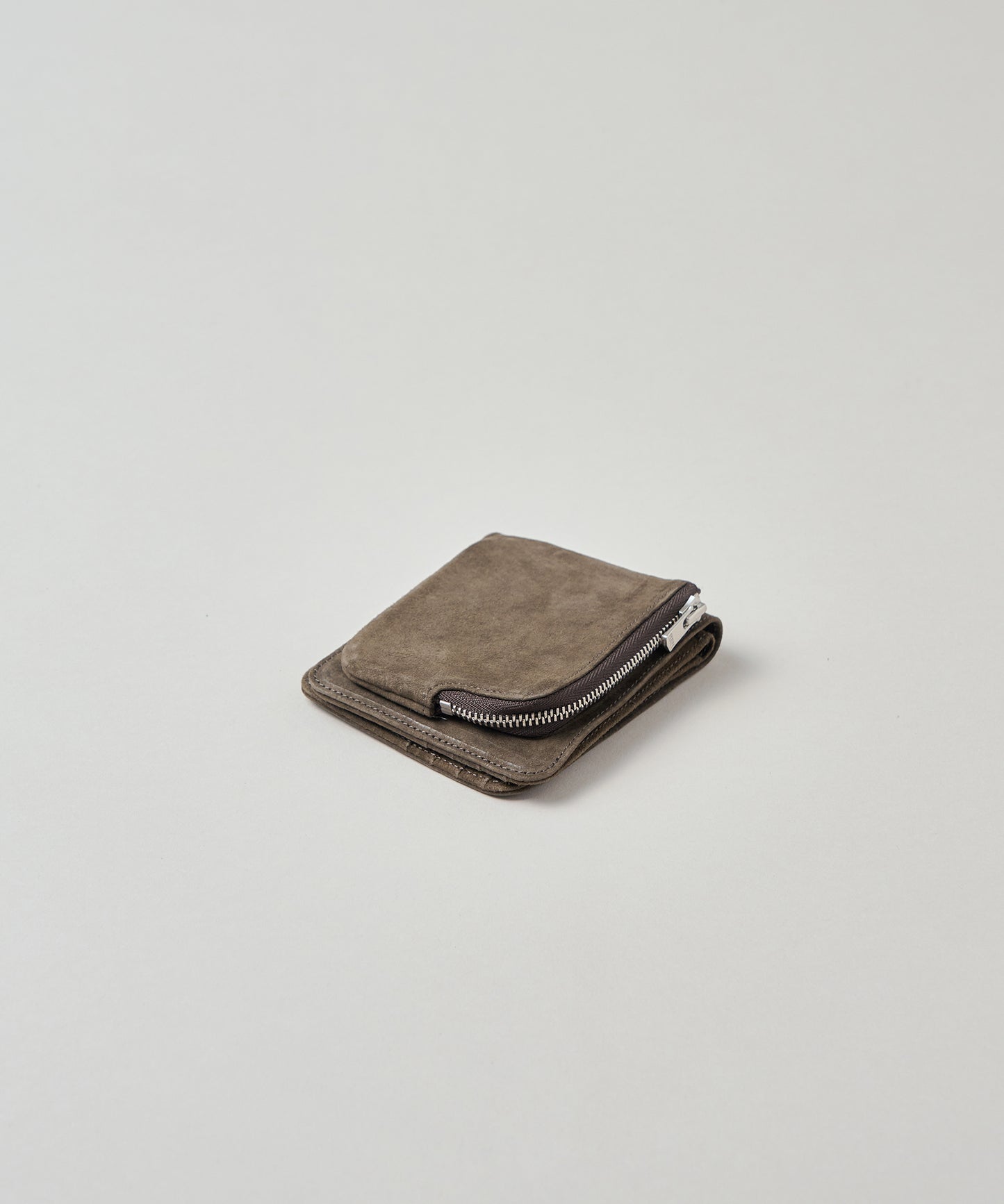 #33 / Patch pocket wallet / pigskin "SMOKE"