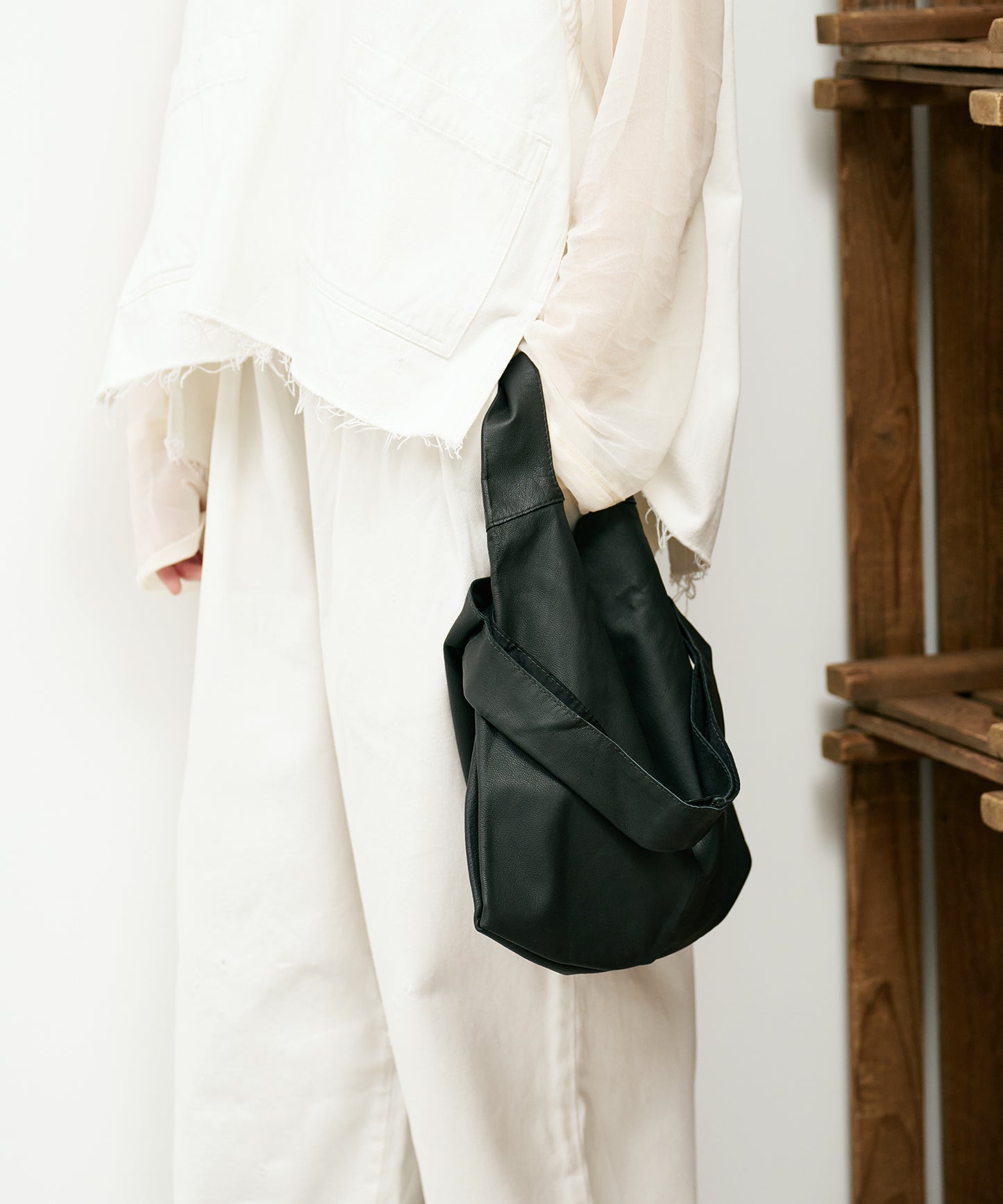 #11/ 2way Reji-bukuro S (black) / goatskin "BARE"