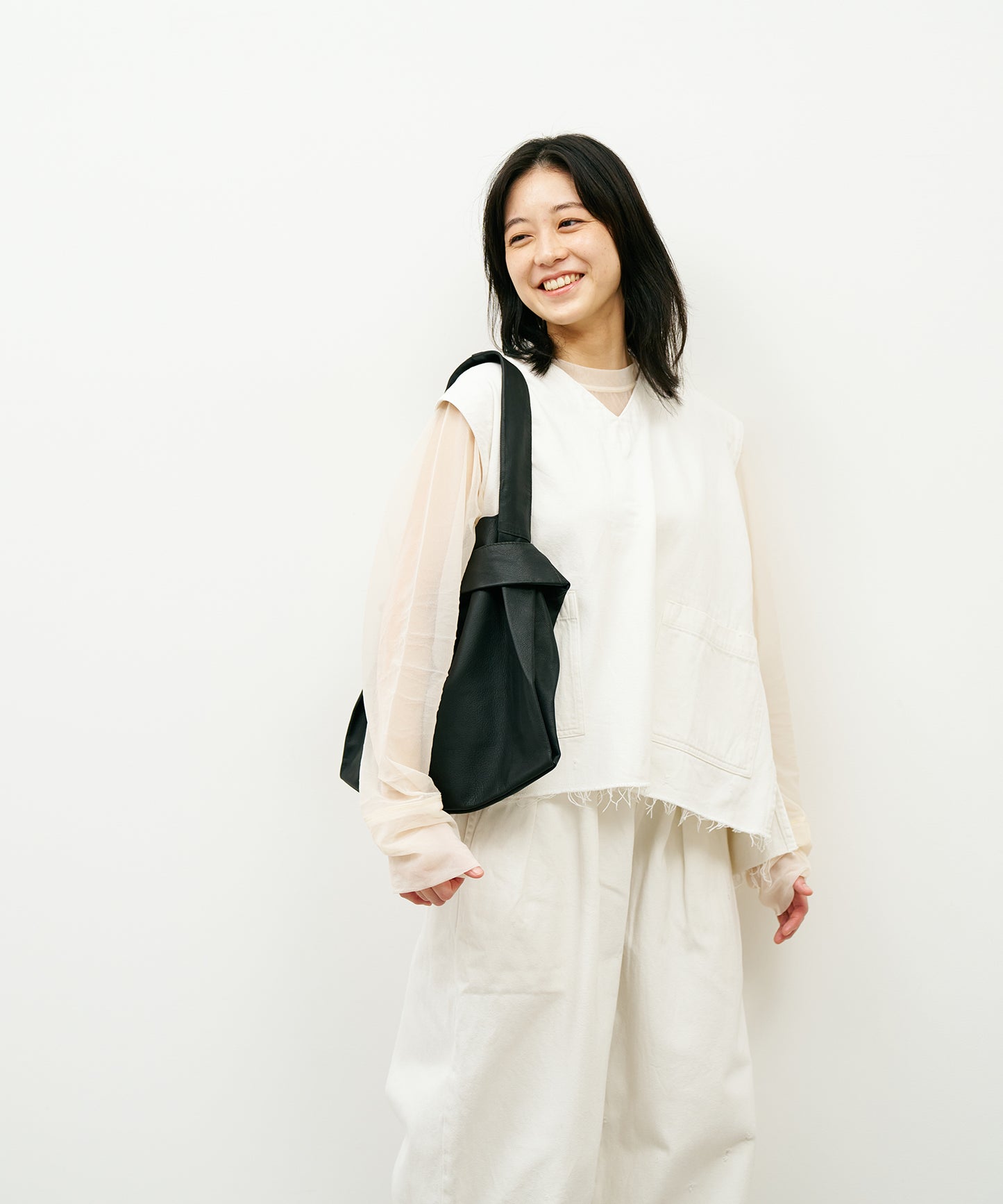 #11/ 2way Reji-bukuro S (black) / goatskin "BARE"