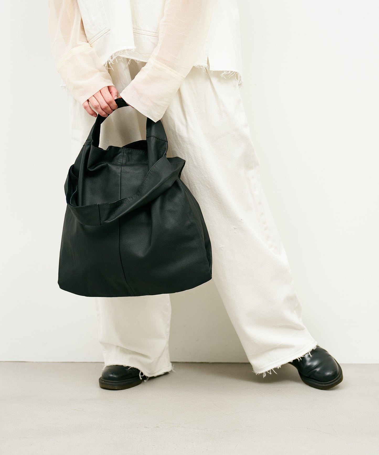 #11/ 2way Reji-bukuro M（黑色）/山羊皮“BARE”