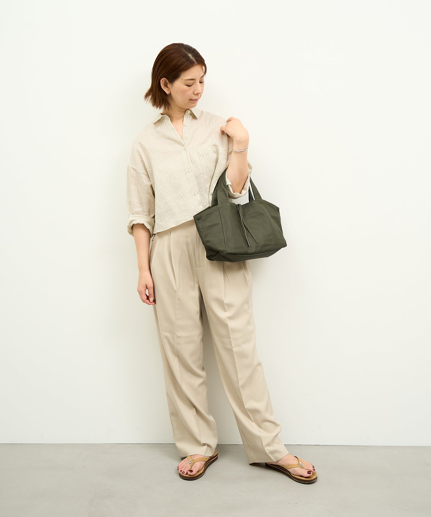 #11 / Dachs tote bag S (olive) / goatskin "BARE"