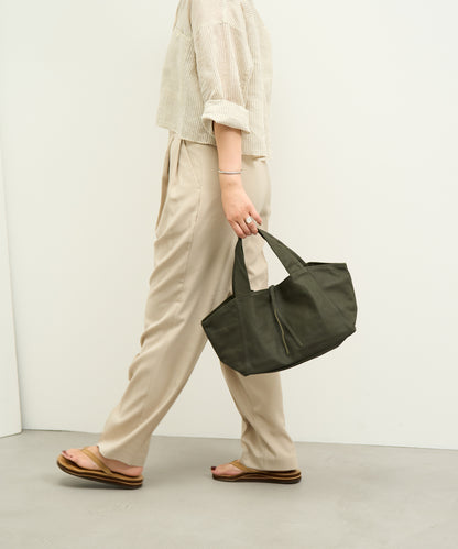 #11 / Dachs tote bag S (olive) / goatskin "BARE"