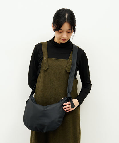 #11/ Circle shoulder bag S (black) / goatskin "BARE"