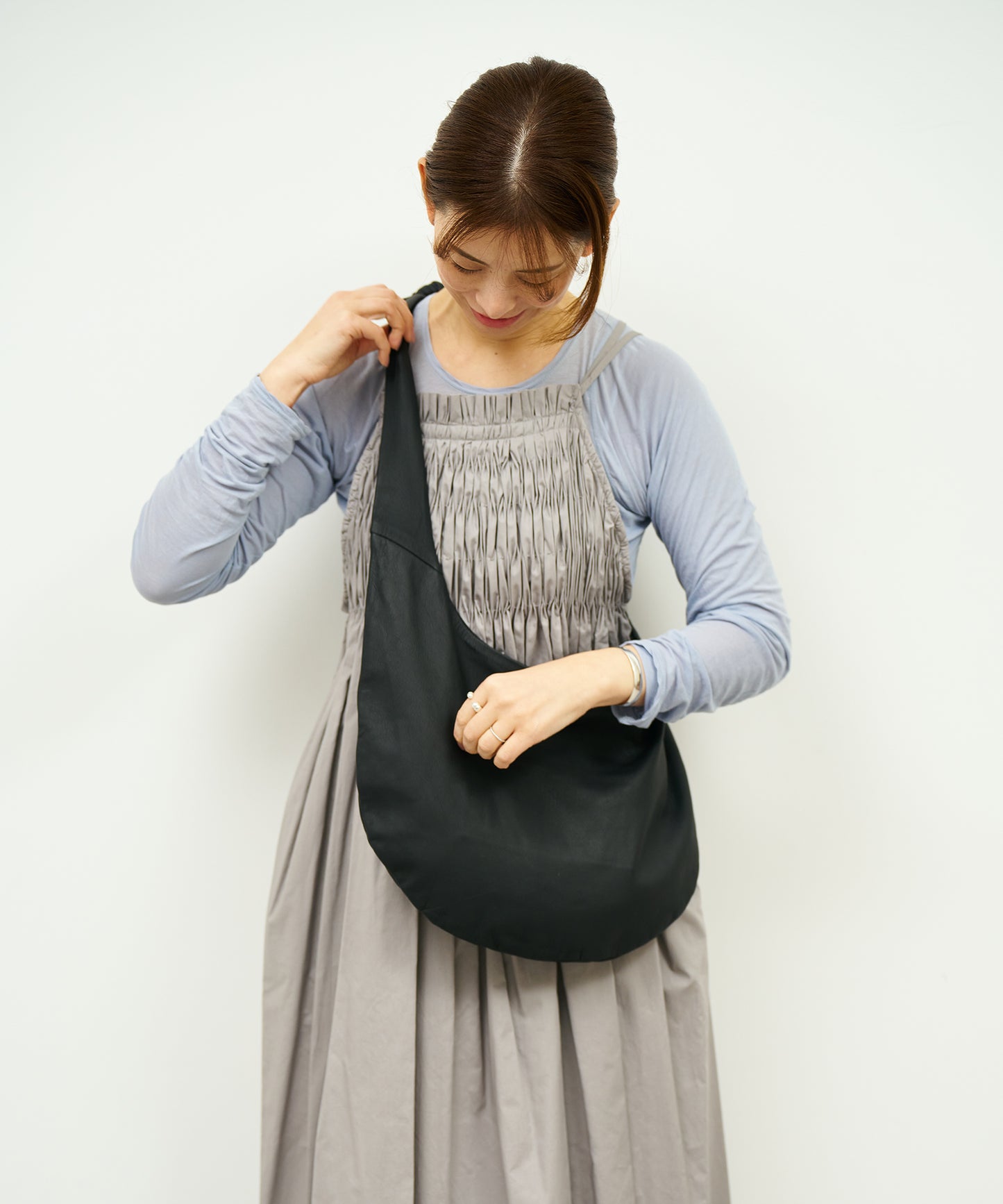 #11《Limited 20%》Round Shoulder Separate (black) / goatskin "BARE"