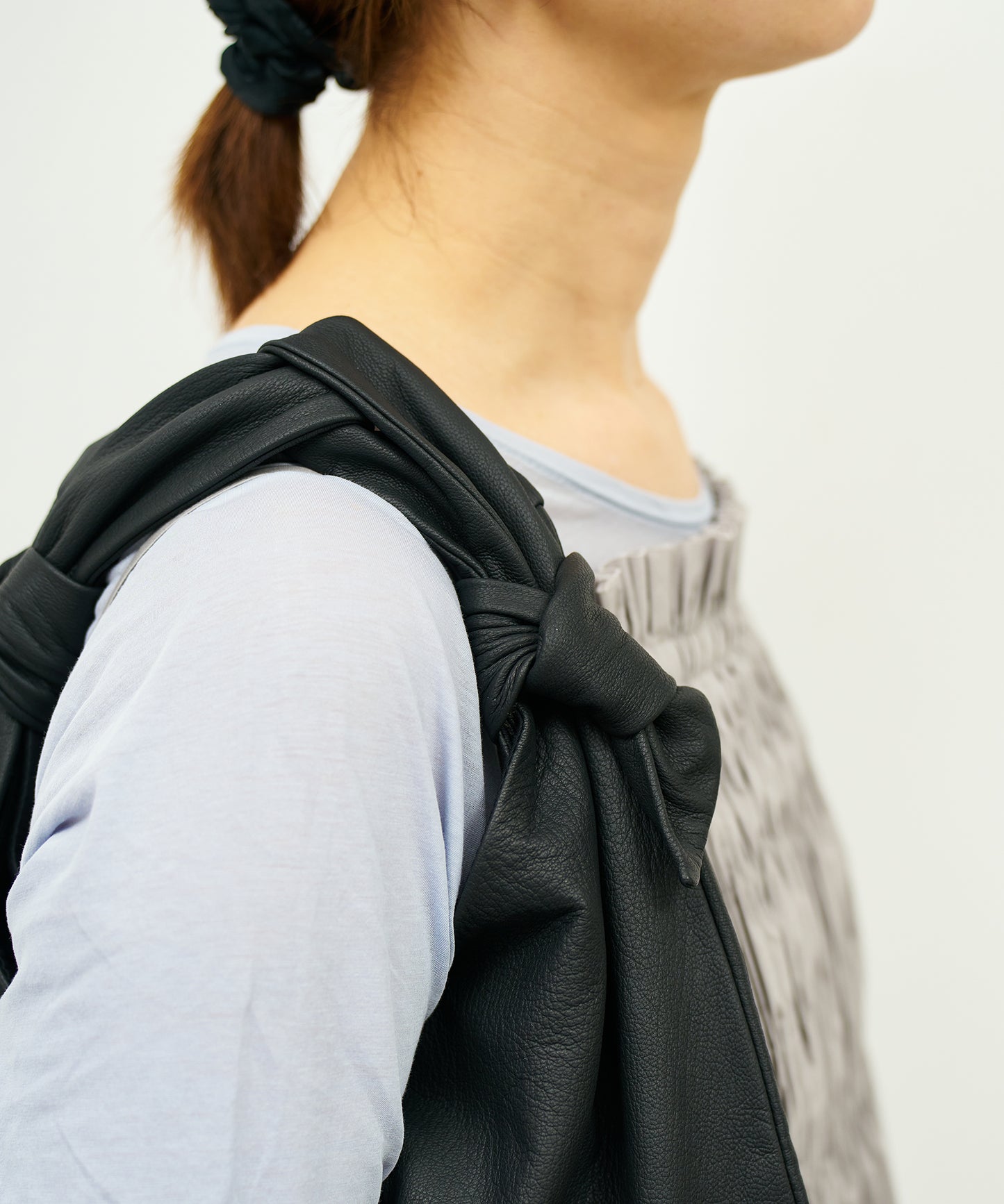 #11《Limited 20%》Round Shoulder Separate (black) / goatskin "BARE"