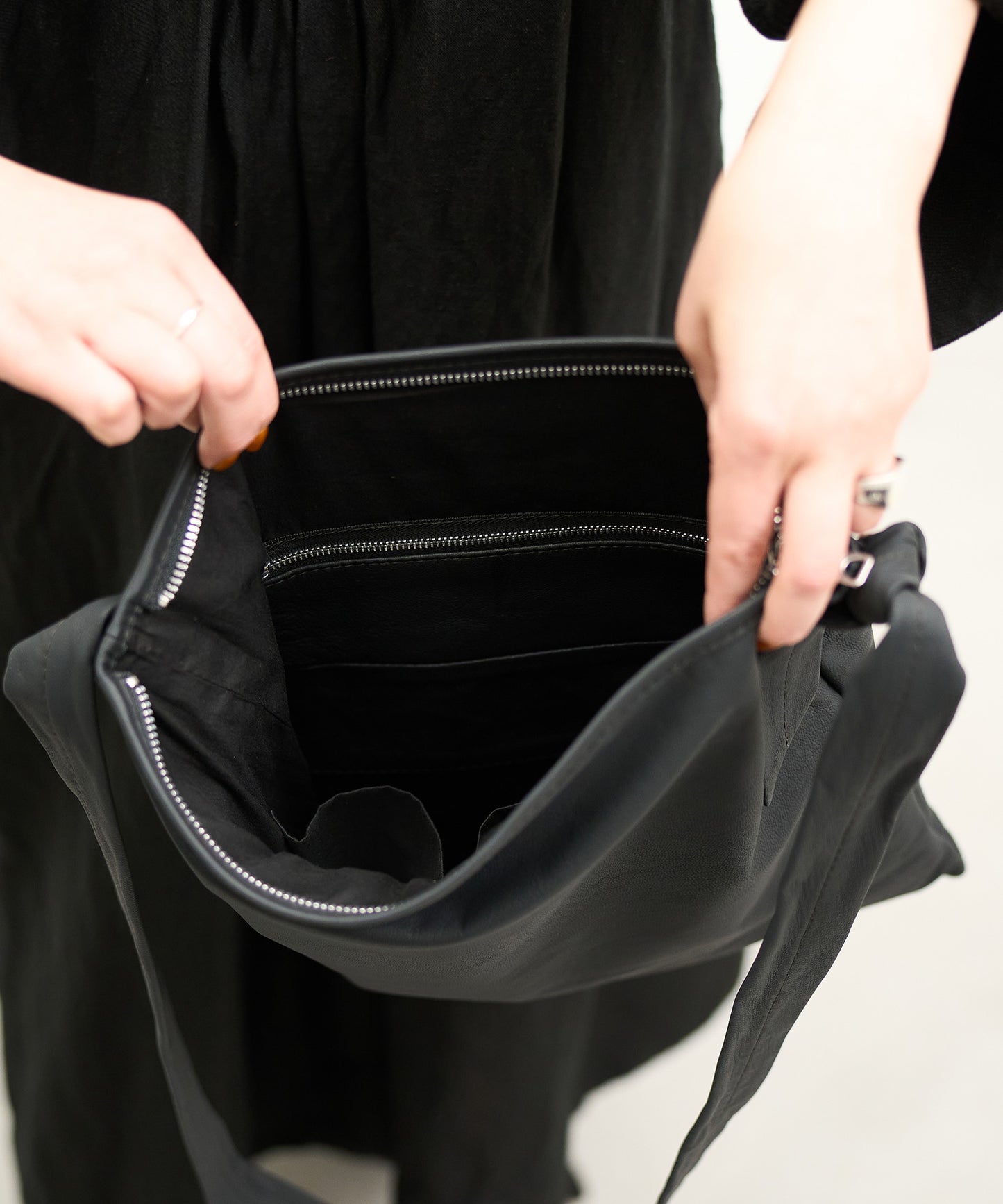 #11/ Square shoulder bag S (black) / goatskin "BARE"