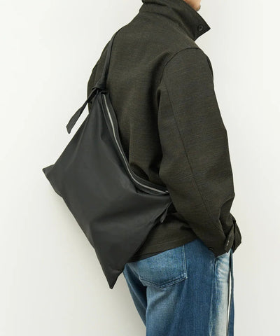 Zip square shoulder M - Black / goatskin Bare