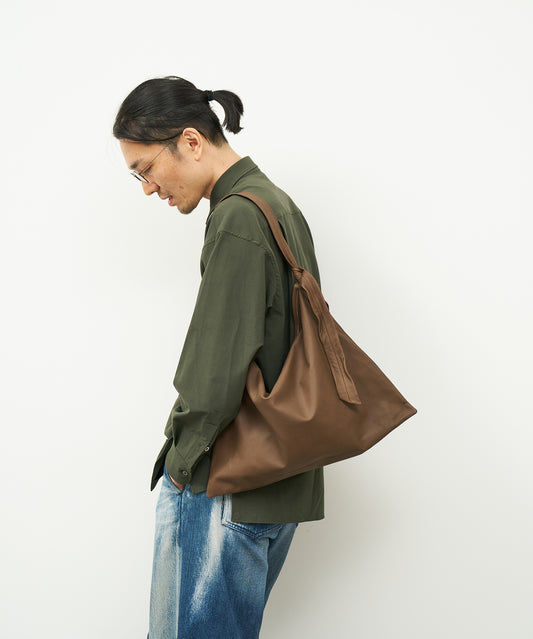 #11/ Square shoulder bag M (dark brown) / goatskin "BARE"