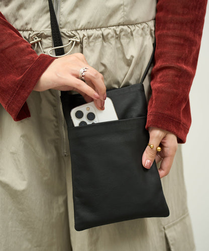 #11b / Mobile shoulder bag (black) / goatskin "BARE"