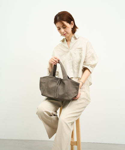 #11b / Dachs tote bag S (greige) / goatskin "BARE"