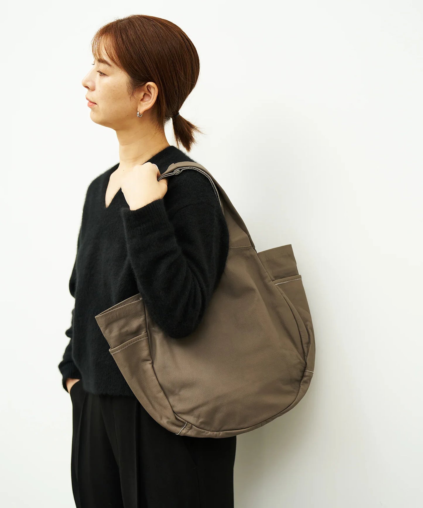 Pumpkin sack (greige) / goatskin "BARE" - REN WEB SHOP