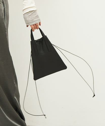 Nes-tote (black) / goatskin "STILL"