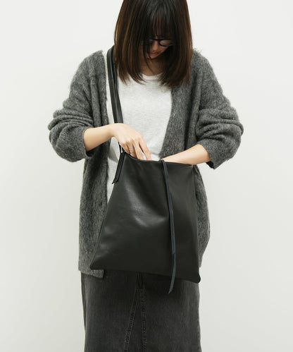 #15 / Kite shoulder Bag / goatskin "STILL"