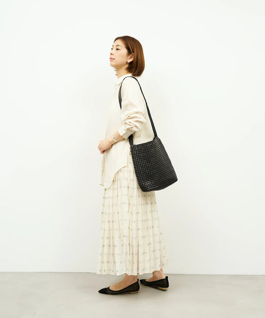 Box shoulder bag (black) / goatskin "GOAT MESH " - REN WEB SHOP