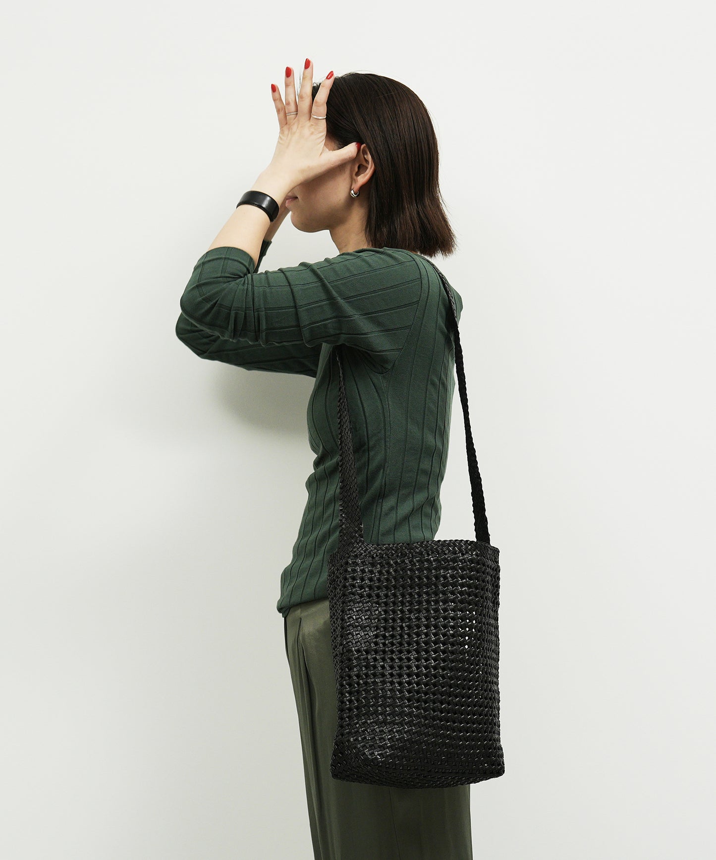 #16/ Box shoulder bag (black) / goatskin "GOAT MESH "