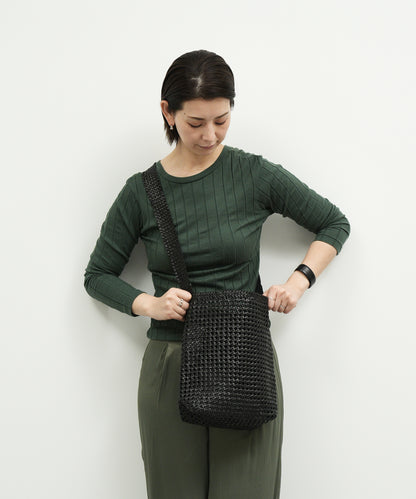 #16/ Box shoulder bag (black) / goatskin "GOAT MESH "