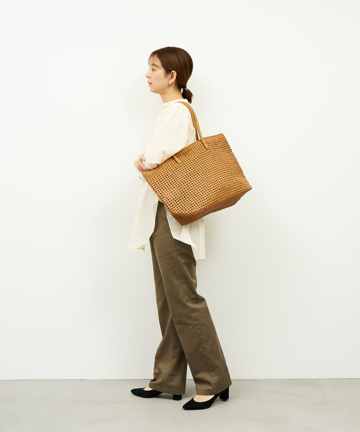 #16/ Basket tote bag L (camel) / goatskin "GOAT MESH "