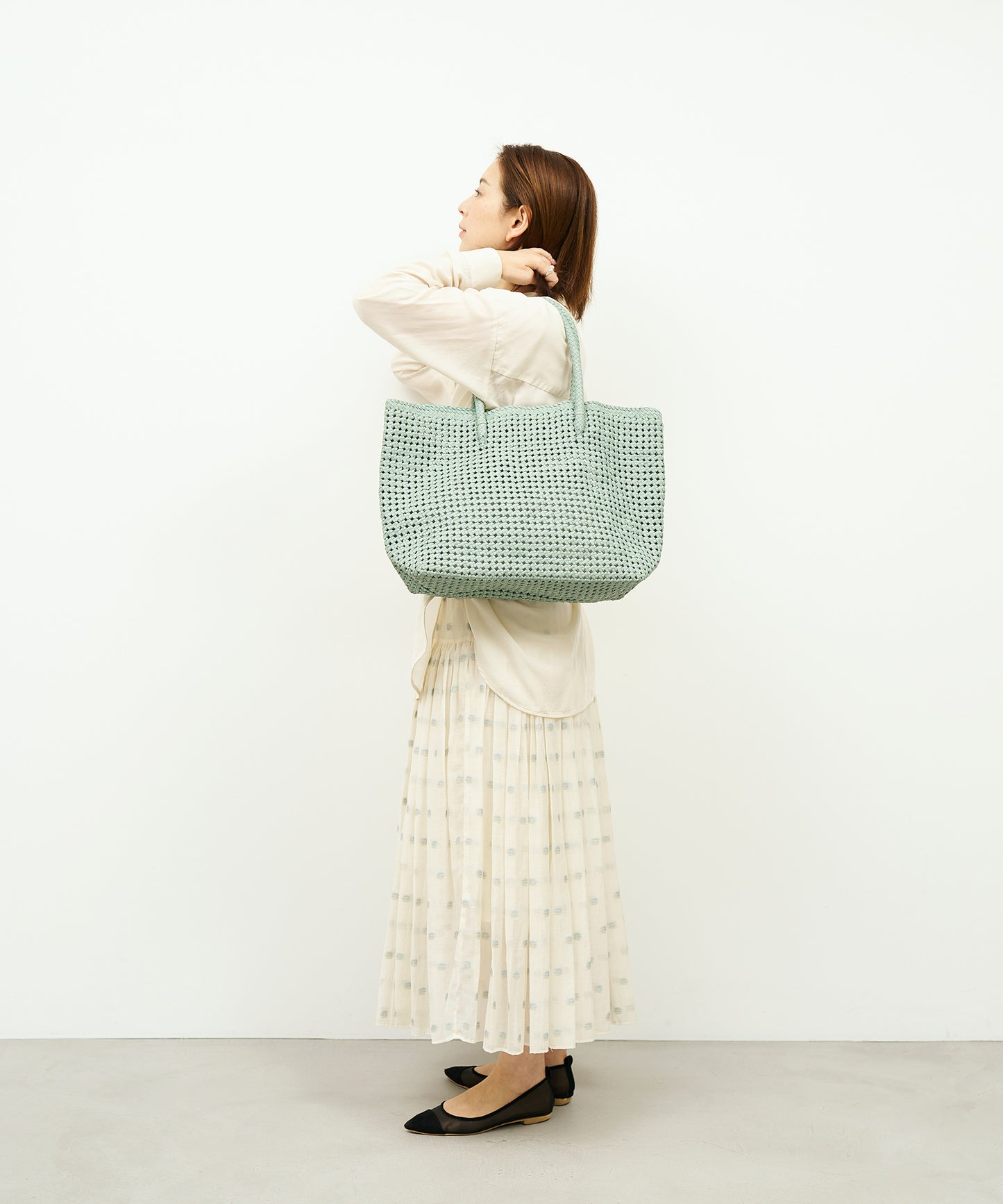 #16/ Basket tote bag L (sage green) / goatskin "GOAT MESH "