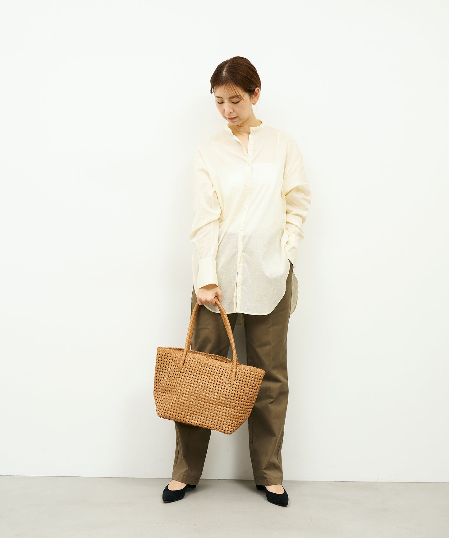 #16/ Book carry (camel) / goatskin "GOAT MESH"