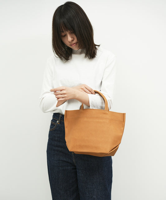 #30/ Lunch bag S (camel) / pigskin "HALLIE"