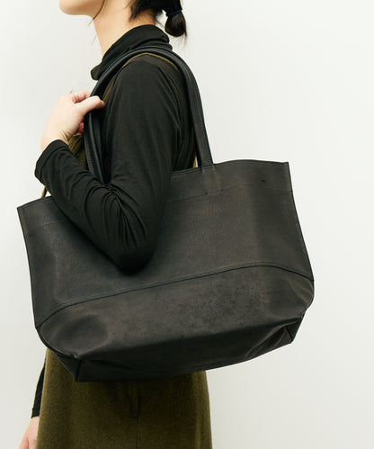 #30 / 宽版托特包 M / 猪皮“HALLIE”