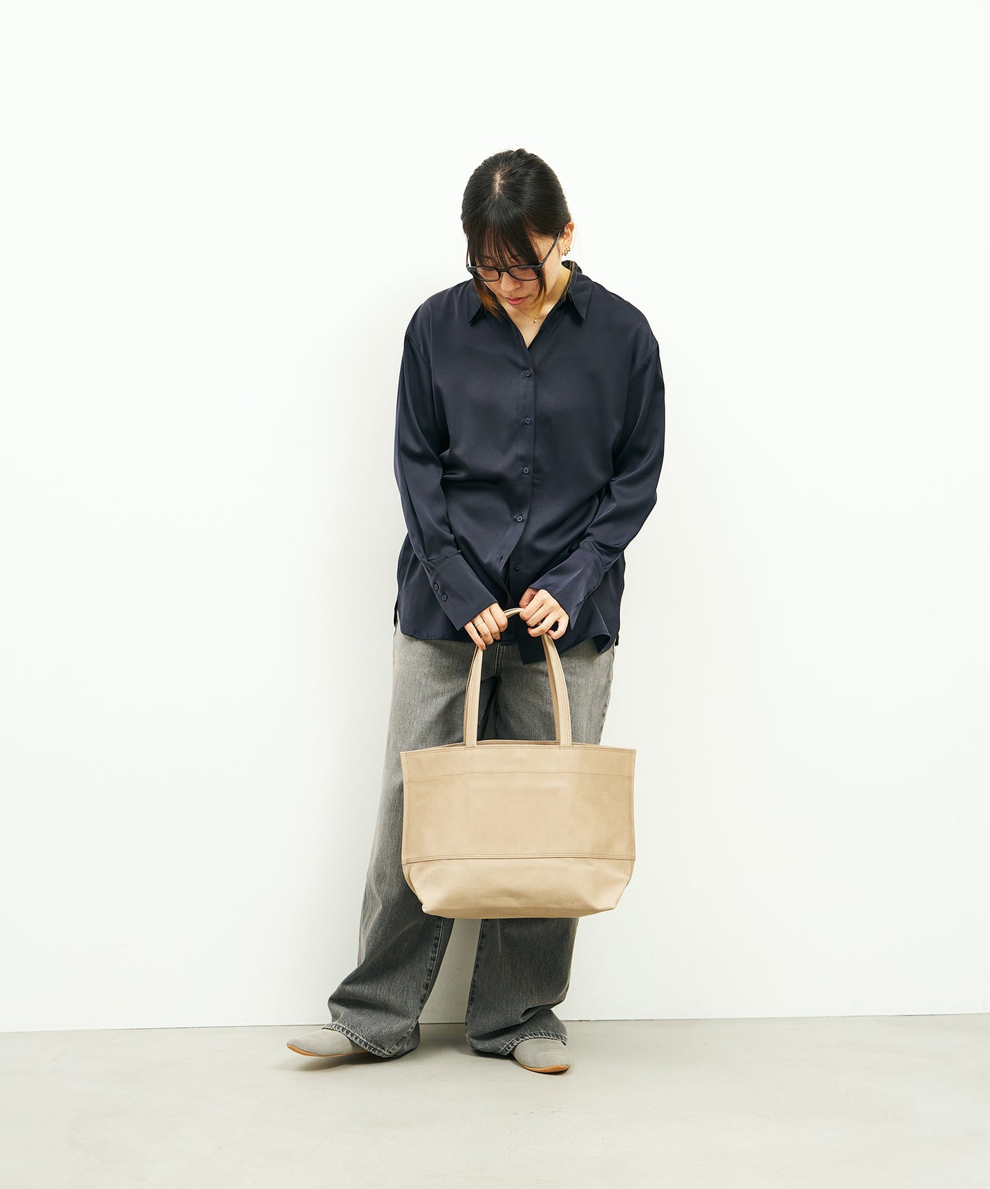 Wide tote bag M - Pink beige / pigskin Hallie