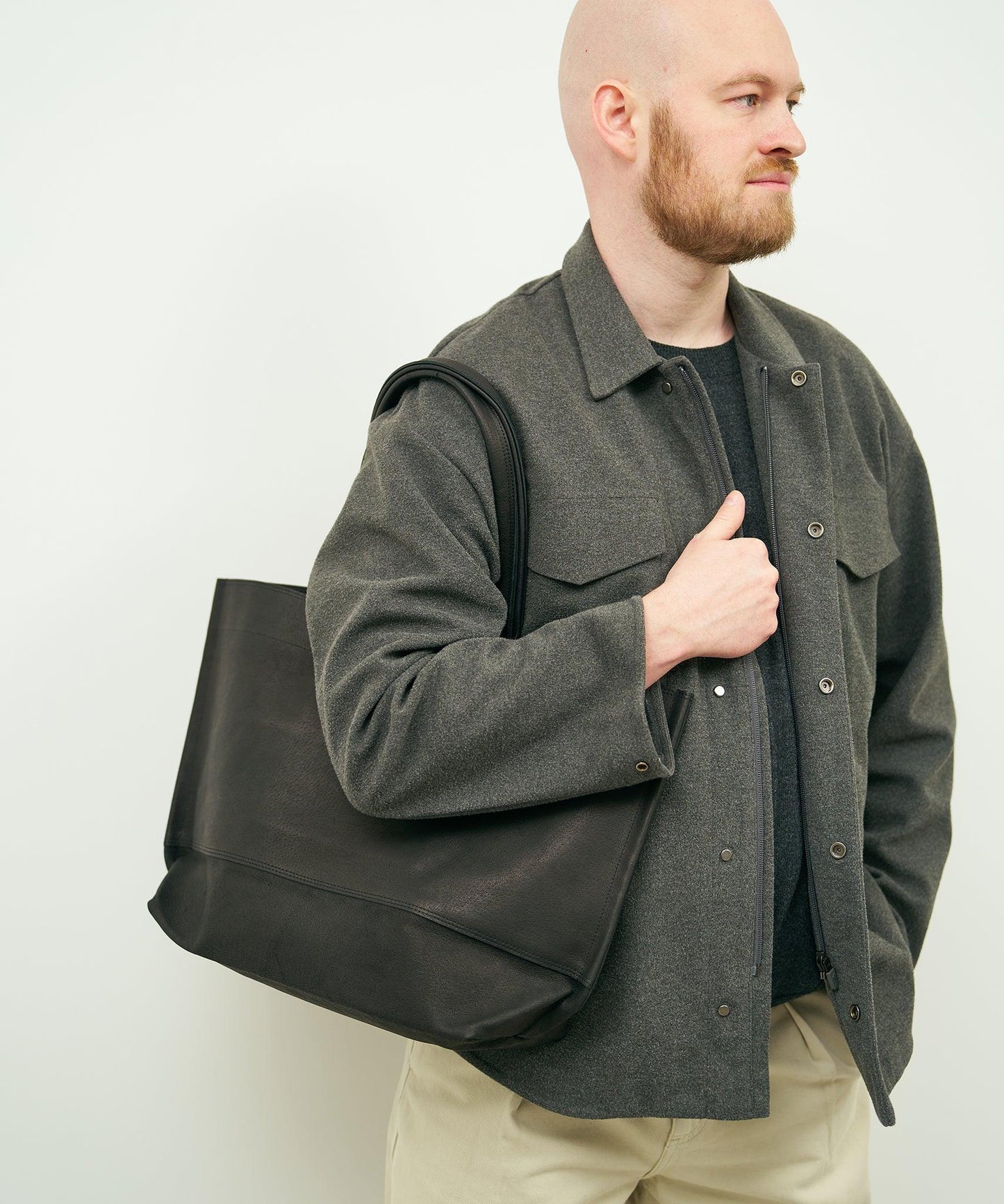 寬版手提包 L（黑色）/ 豬皮“HALLIE” 