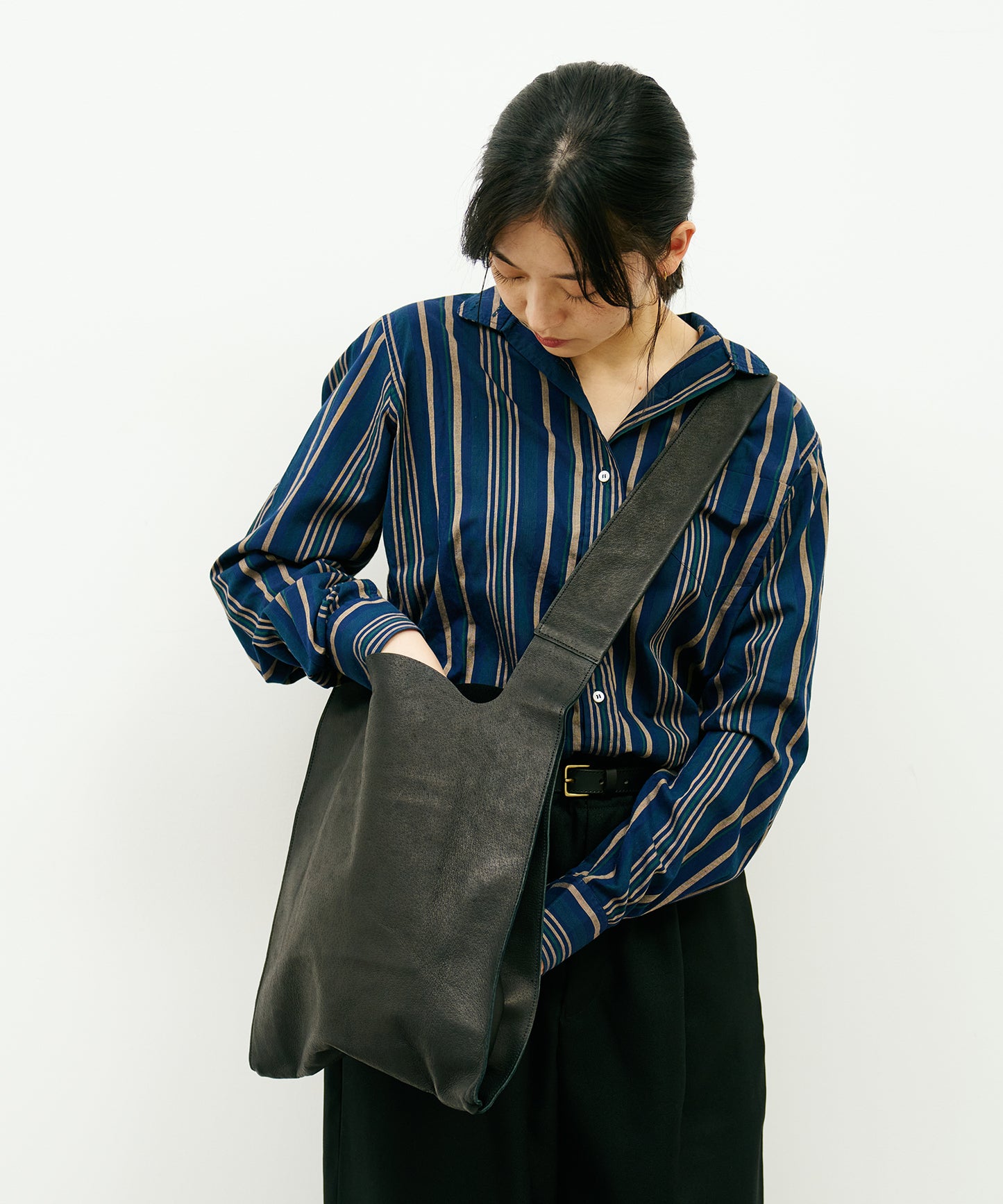 #30 / Reji-bukuro 吊带款 / 猪皮“HALLIE”