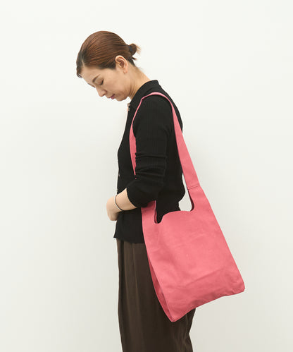 #30 / Reji-bukuro sling type (magenta) / pigskin "HALLIE"