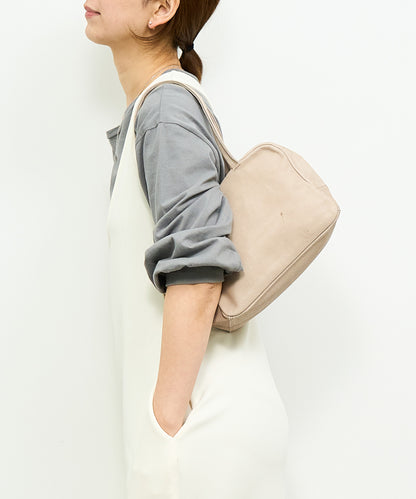 #30/ Square duffel bag XS (pink beige) / pigskin "HALLIE"