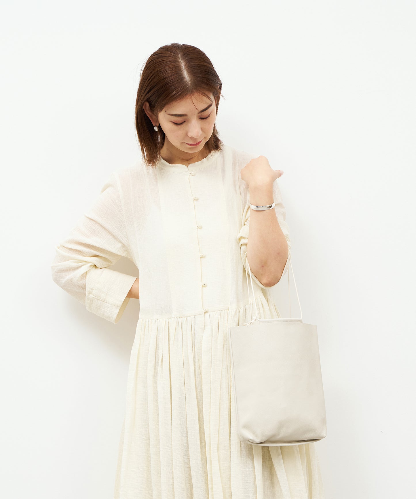 #30/ 迷你手提包（燕麦色）/ 猪皮“HALLIE”