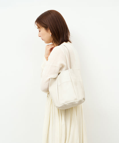 #30/ Bucket tote bag (oatmeal) / pigskin "HALLIE"