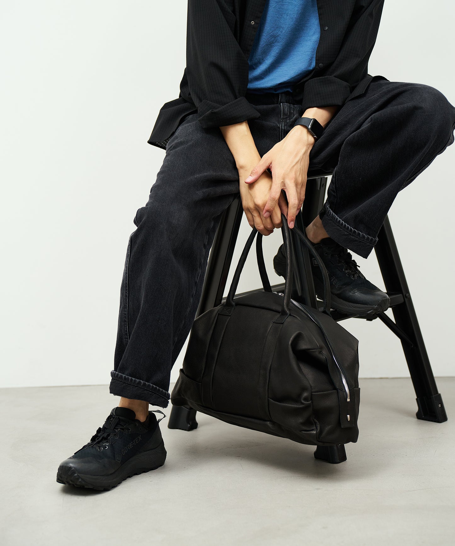 #30/ Day Boston Bag(黑色)/猪皮“HALLIE” 