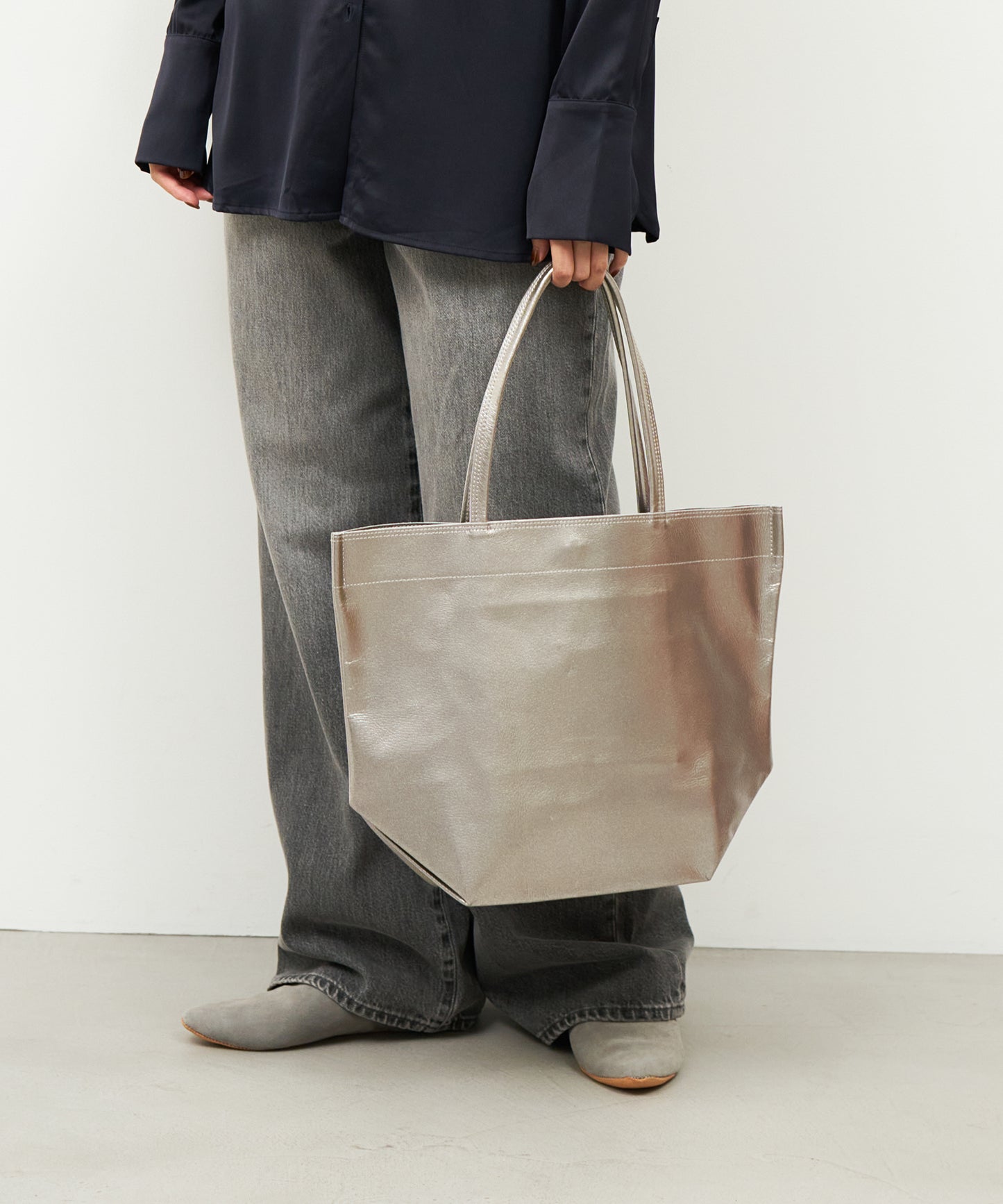 #36/ Lunch bag M (silver) / pigskin "LUSTRA"