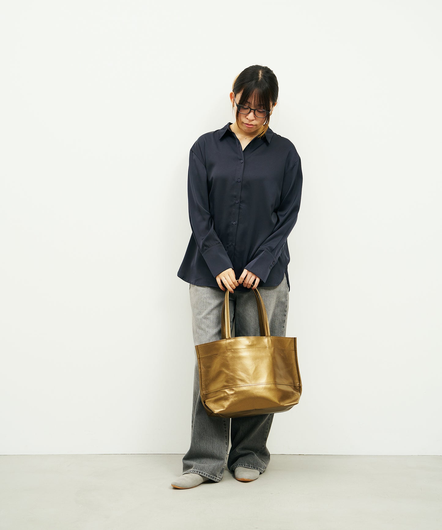 Wide tote M - Antique gold / pigskin Lustra