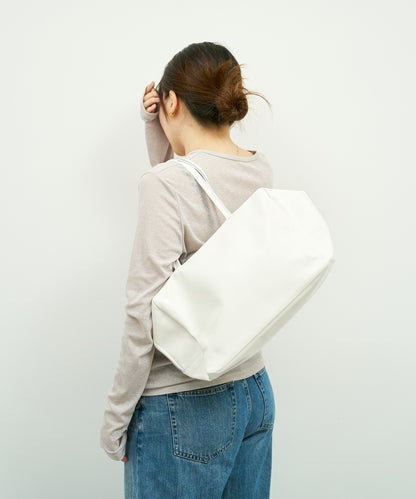 Square duffel bag M / pigskin Cerato