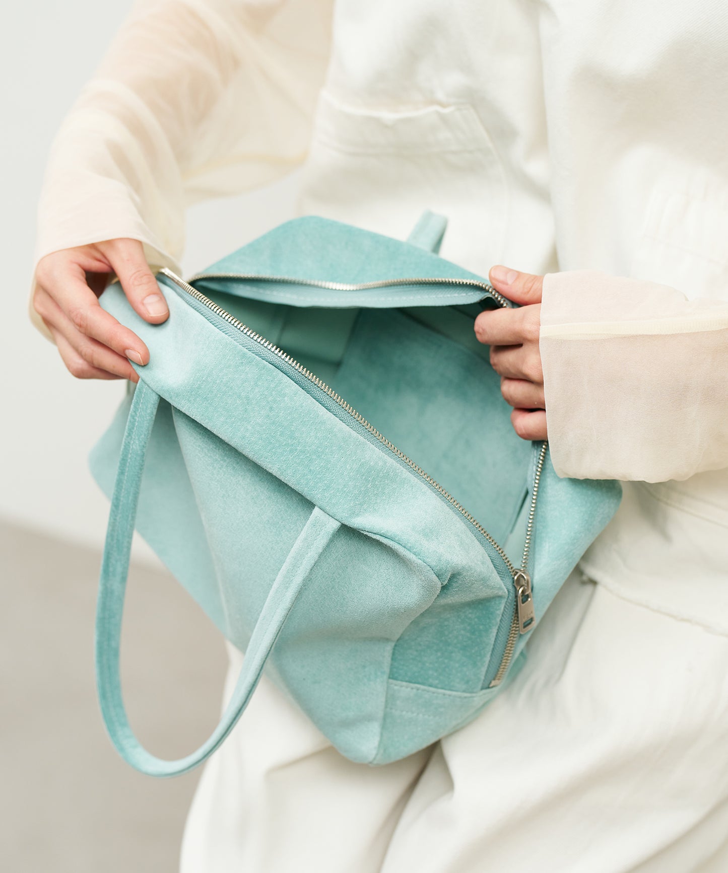 #39/ Square duffle XS (clear mint) / pigskin "Lining Suede"