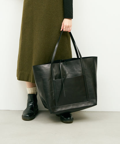 #45/ 超大手提包 / 牛皮“APERTO” 