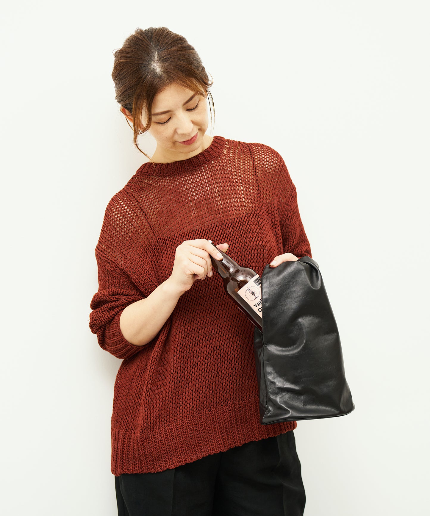 #45/ 袖托特包 (黑色) / 牛皮 "APERTO" 