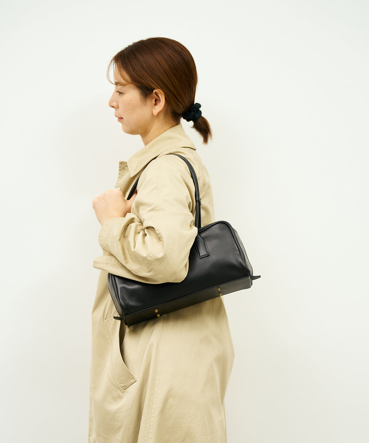 《Limited 5%》Contour Boston S - Black / cowhide Aperto