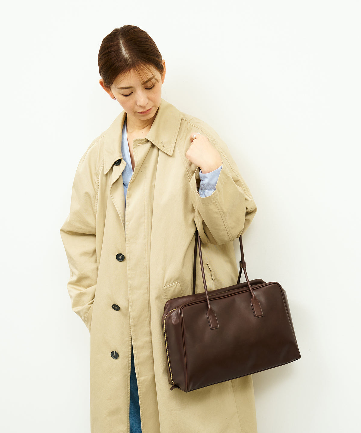《Limited 5%》Contour Boston M - Bitter brown / cowhide Aperto
