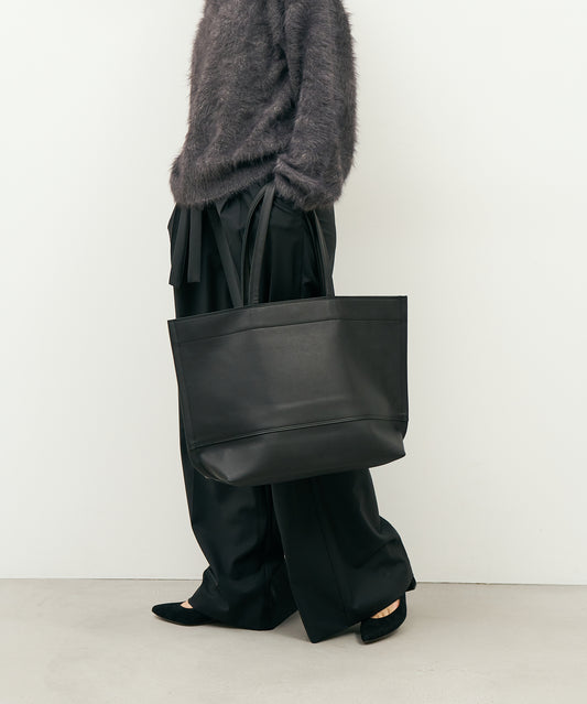 #52b/ Wide tote bag L (black) / cowhide "VALENCIA"