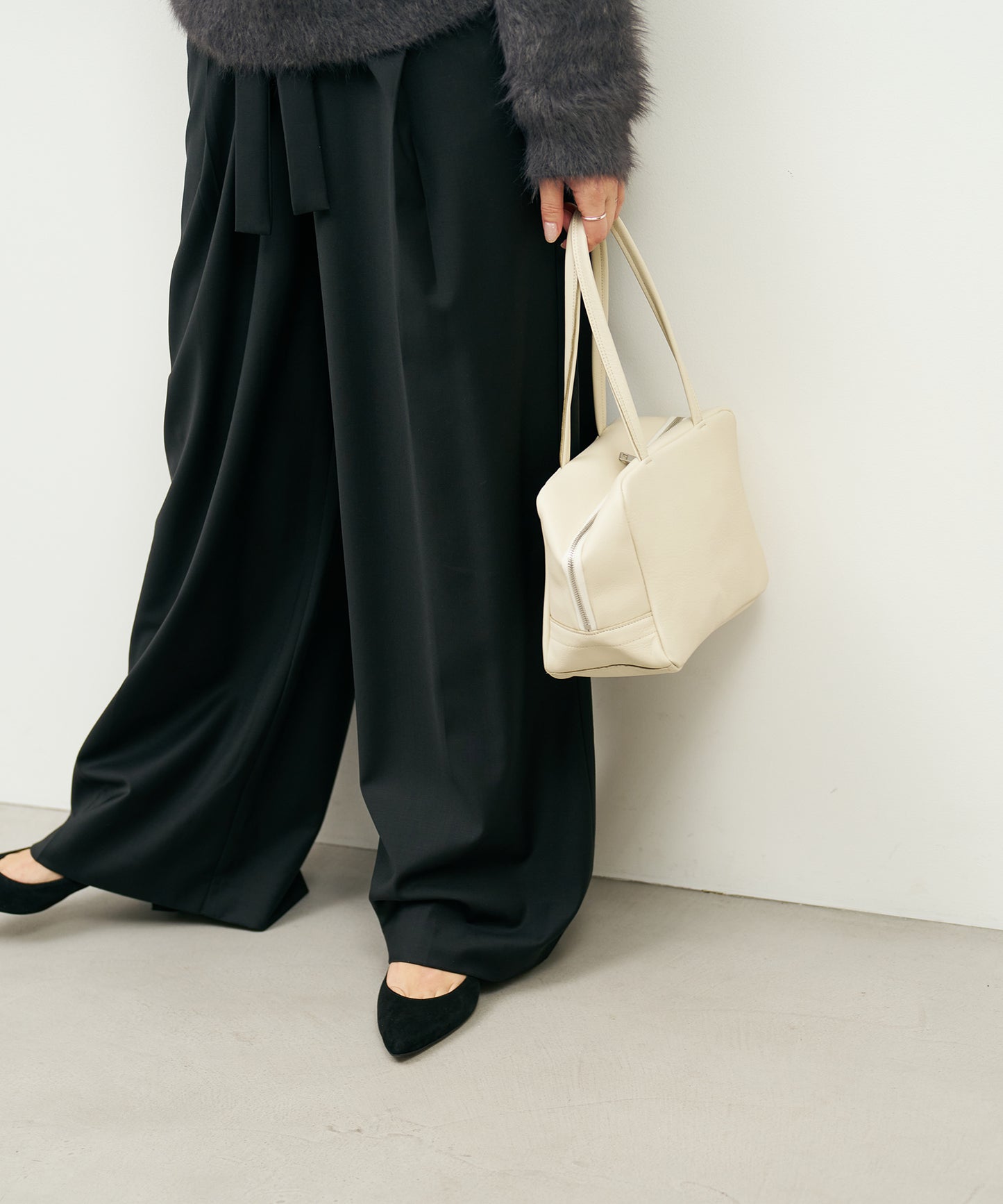 EOS / #52 / 方形行李袋 XS / 牛皮“VALENCIA”