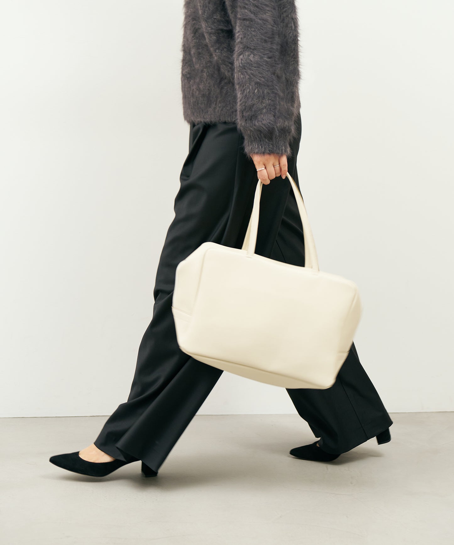 EOS / #52 / 方形行李袋 XS / 牛皮“VALENCIA”