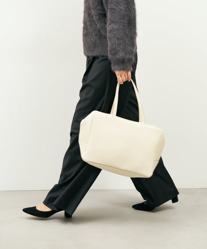 EOS / #52 / 方形行李袋 XS / 牛皮“VALENCIA”