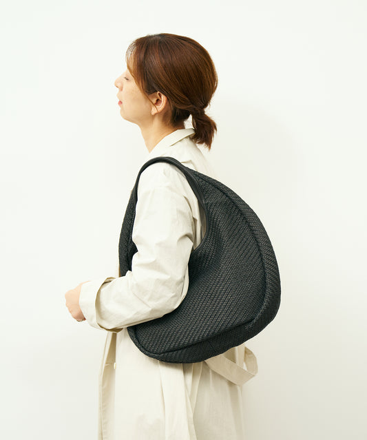 #60/ Circle Basket (black) / sheep skin "SHEEP MESH"