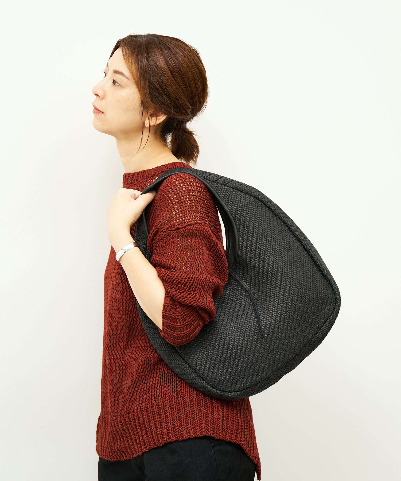 REN | Soft Lamb Leather Mesh Bag – Lightweight with Round